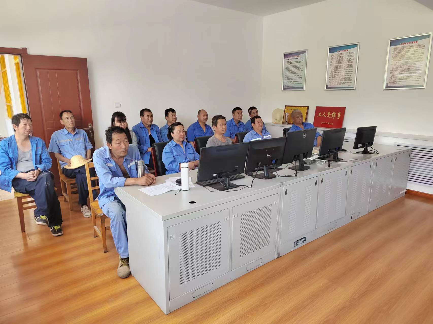 圖片1.png 圖片1.png